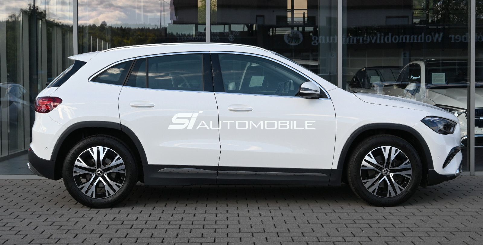 Fahrzeugabbildung Mercedes-Benz GLA 200 d DCT Progressive °ACC°AHK°KAMERA°MULTIB
