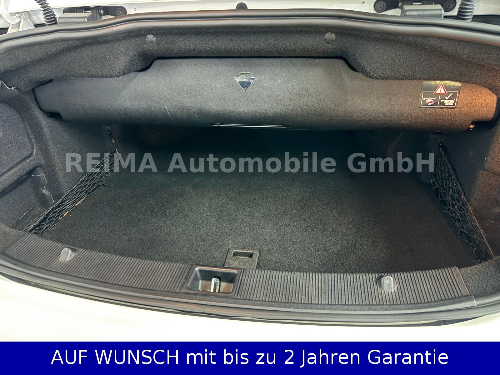 Fahrzeugabbildung Mercedes-Benz E 500 CGI Cabrio BlueEfficiency, AMG Line
