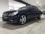 Mercedes-Benz E 250 Cabrio CGI BlueEfficiency El. Verdeck Navi - Mercedes-Benz E 250 mit Benzin-Antrieb: Cabrio