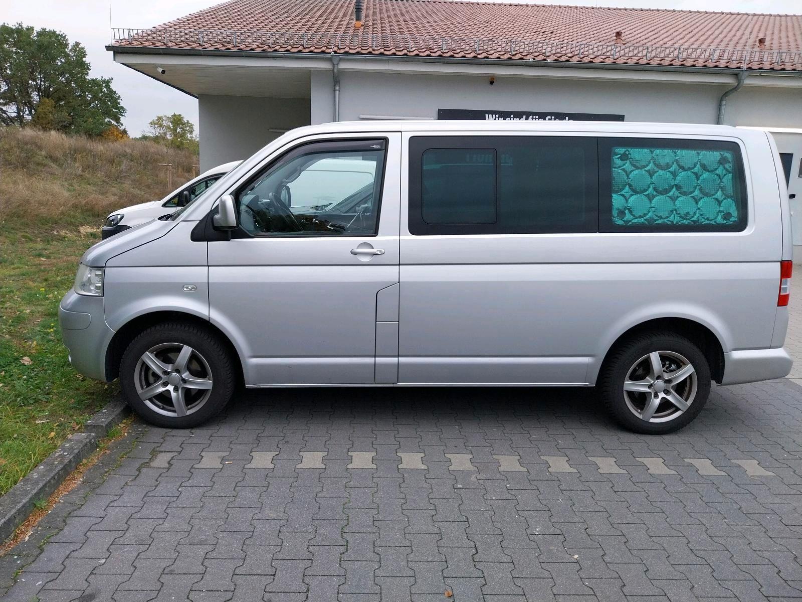 Volkswagen T5 Caravelle