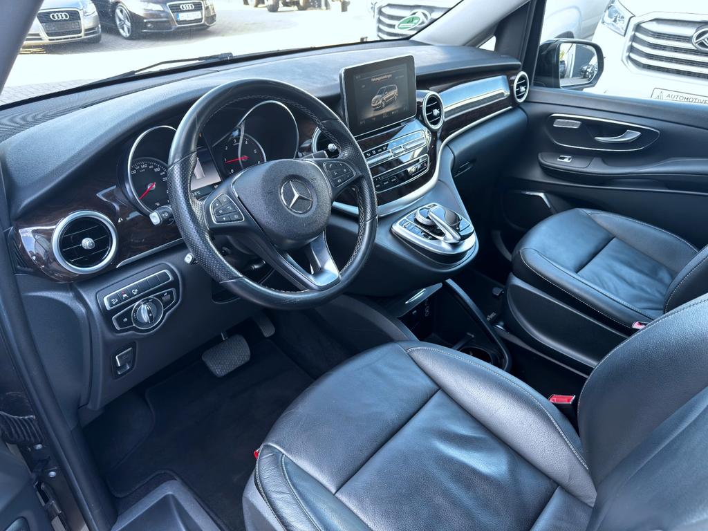 Mercedes-Benz V 250