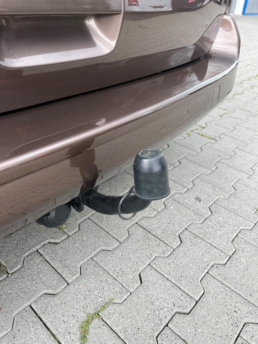 Peugeot Expert Traveller Active L2 KLIMA NAVI 8-SITZ AHK