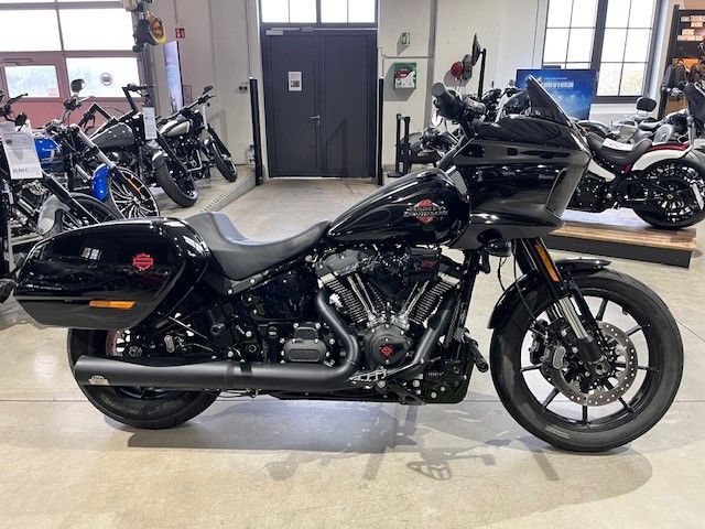 Harley-Davidson FXLRST Low Rider ST 117 High Output