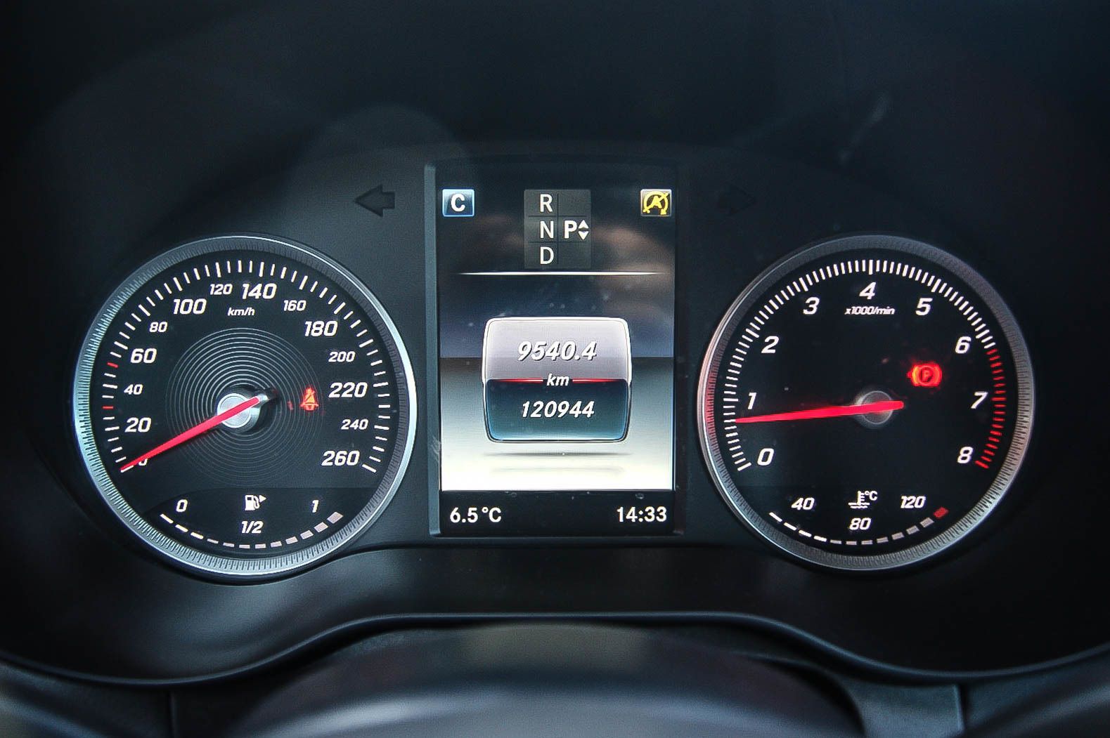 Fahrzeugabbildung Mercedes-Benz C 200 Coupe' Aut NAVIGATION PARKASSISTENT LEDER