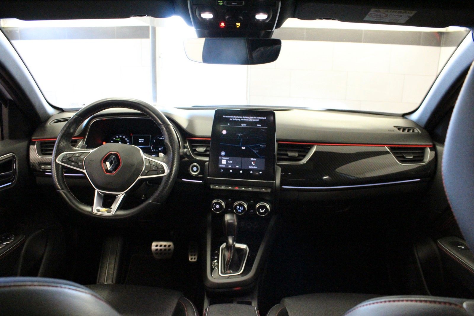 Fahrzeugabbildung Renault Arkana Mild Hybrid 160 EDC R.S. Line*Leder*