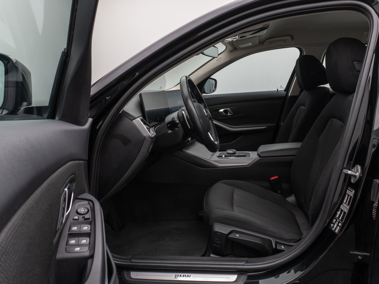 Fahrzeugabbildung BMW 320d xD  Kamera DAB MSport Fernlichtassis 18Zoll