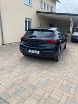 Opel Astra 1.6 BiTurbo CDTI Matrix + Nav+ DAB+AHK  - Opel Astra mit Diesel-Antrieb: Limousine, 1.6