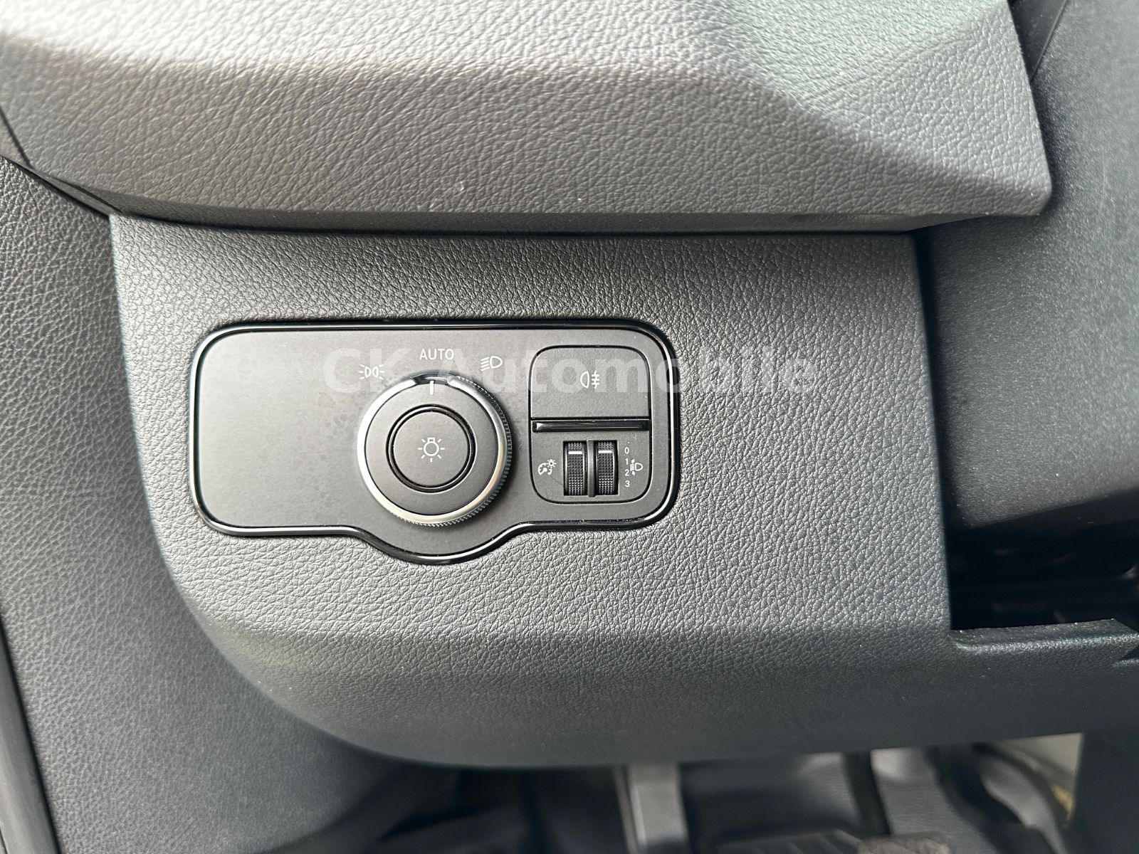 Fahrzeugabbildung Mercedes-Benz Sprinter III Kasten 317 RWD L2H2/Klima/Tempomat