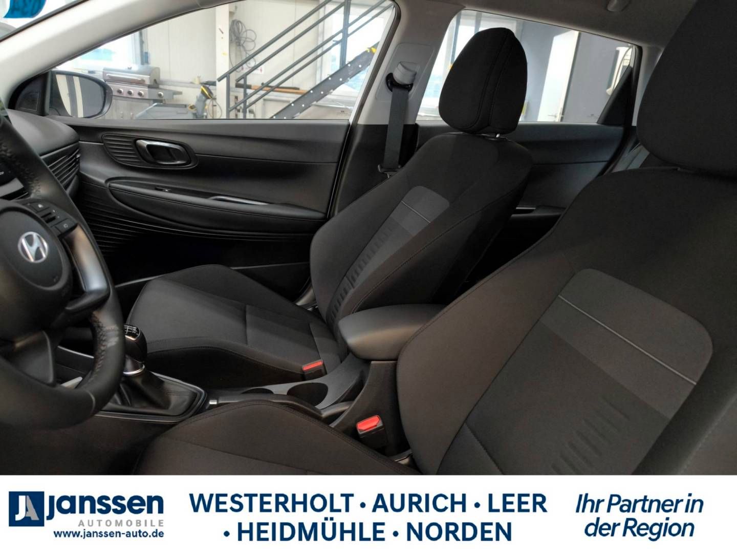 Fahrzeugabbildung Hyundai BAYON Trend, Bose Sound, Komfortpaket, Navi, PDC