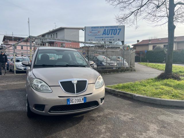 Lancia LANCIA Ypsilon 1.4 16V Oro Bianco