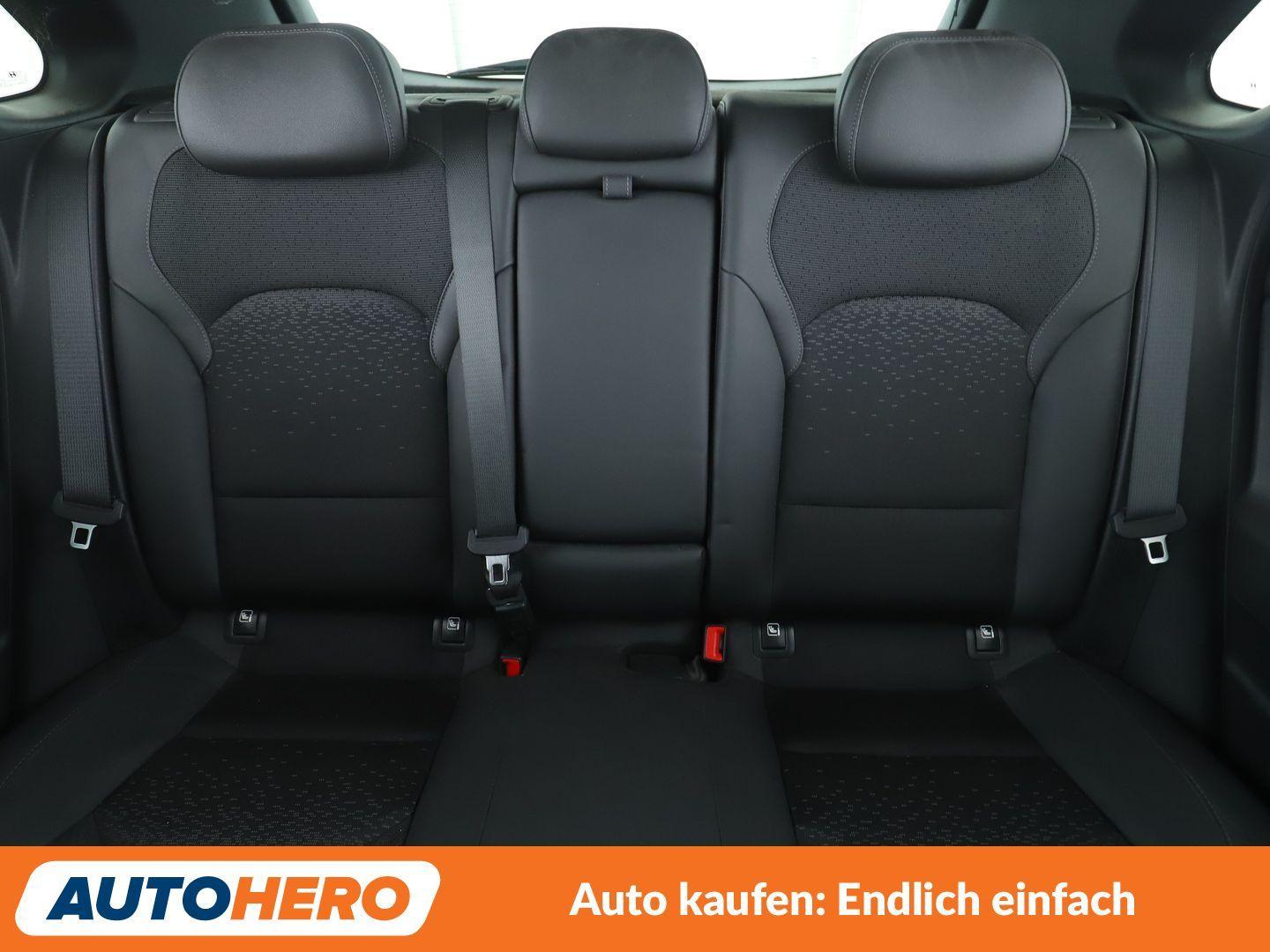 Hyundai i30 1.4 TDGI *NAVI*PDC*SHZ*KLIMA*