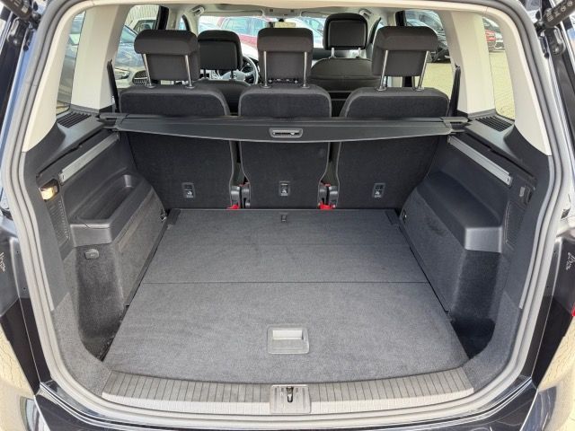 Volkswagen Touran - Bild 16