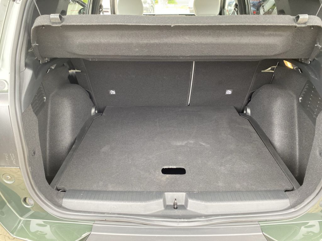 Fahrzeugabbildung Citroën e-C3 Aircross MAX *11 kW*Winter-Pak*Cam*Navi*