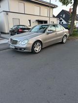 Mercedes-Benz Mercedes Benz E220 CDI sehr gepflegt - gebrauchte Mercedes-Benz E 220 aus dem Jahr 2008