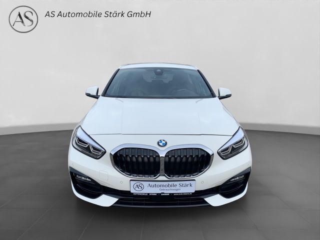 Fahrzeugabbildung BMW 118i Sport Line+LED+Navi+Leder+Driving Ass.+HiFi