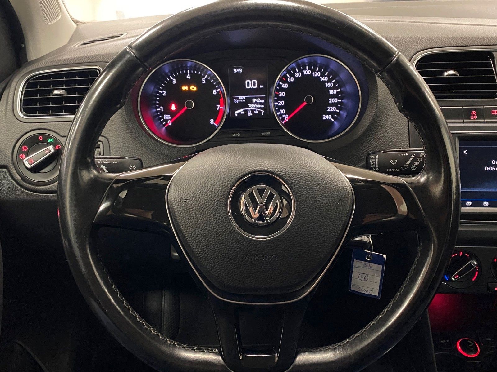 Fahrzeugabbildung Volkswagen Polo 1.2 TSI BMT Comfortline+Einparkhilfe+15"ALU