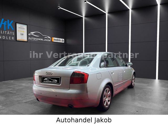 Audi A4/ Fahrzeug für kleines Geld / Super in Schuss