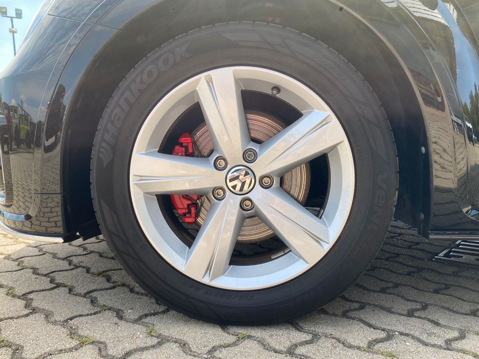 Fahrzeugabbildung Volkswagen Beetle Cabrio 2.0 TSI DSG R-Line SH+NAVI*FENDER