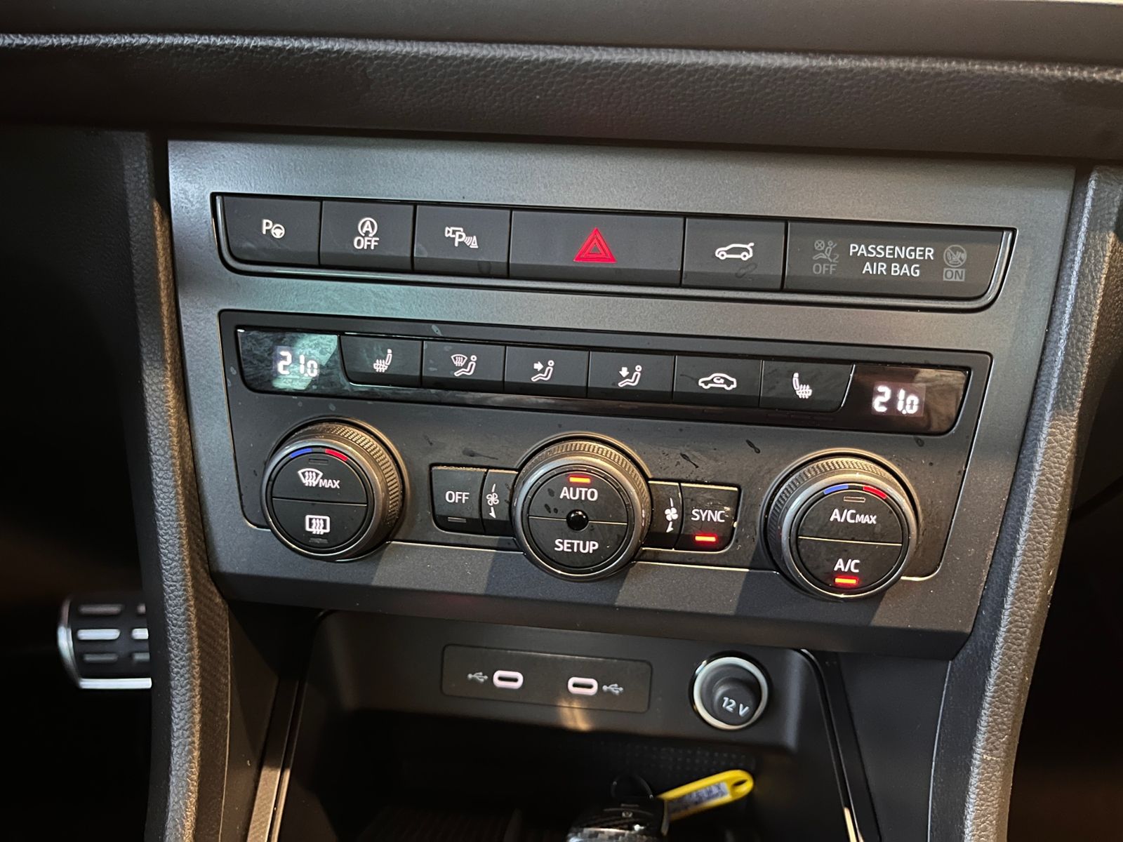 Fahrzeugabbildung CUPRA Ateca 2.0 TSI DSG Allrad BEATS NAVI