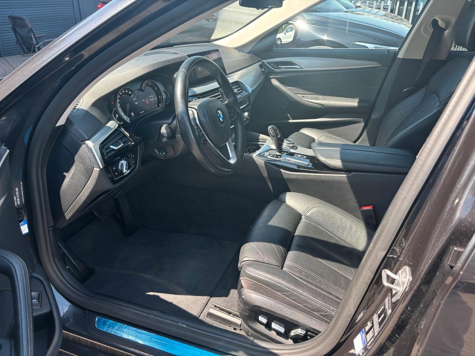 BMW 520 d T Luxury Steptronic LED*NAV*SHZ*CAM*AHK, миниатюра 16