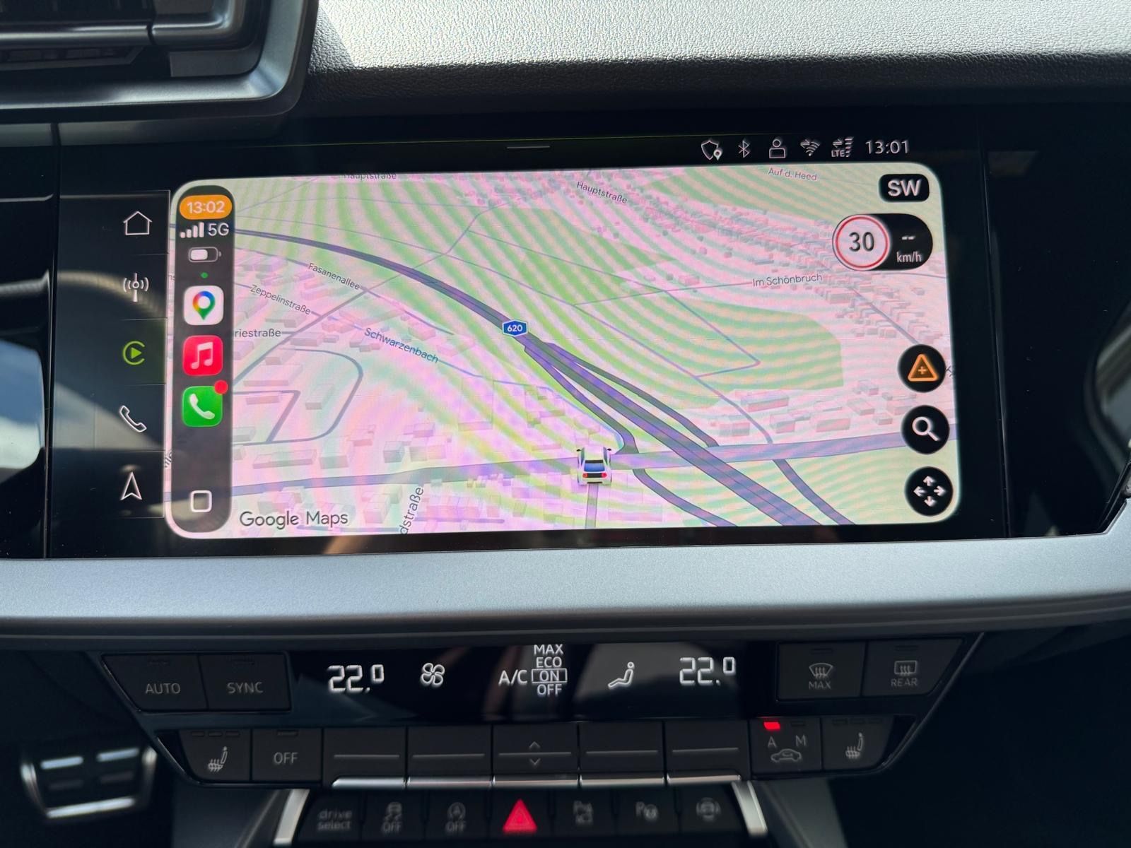 Fahrzeugabbildung Audi RS 3  limo Schalensitze Sport-AGA Pano 280km/h