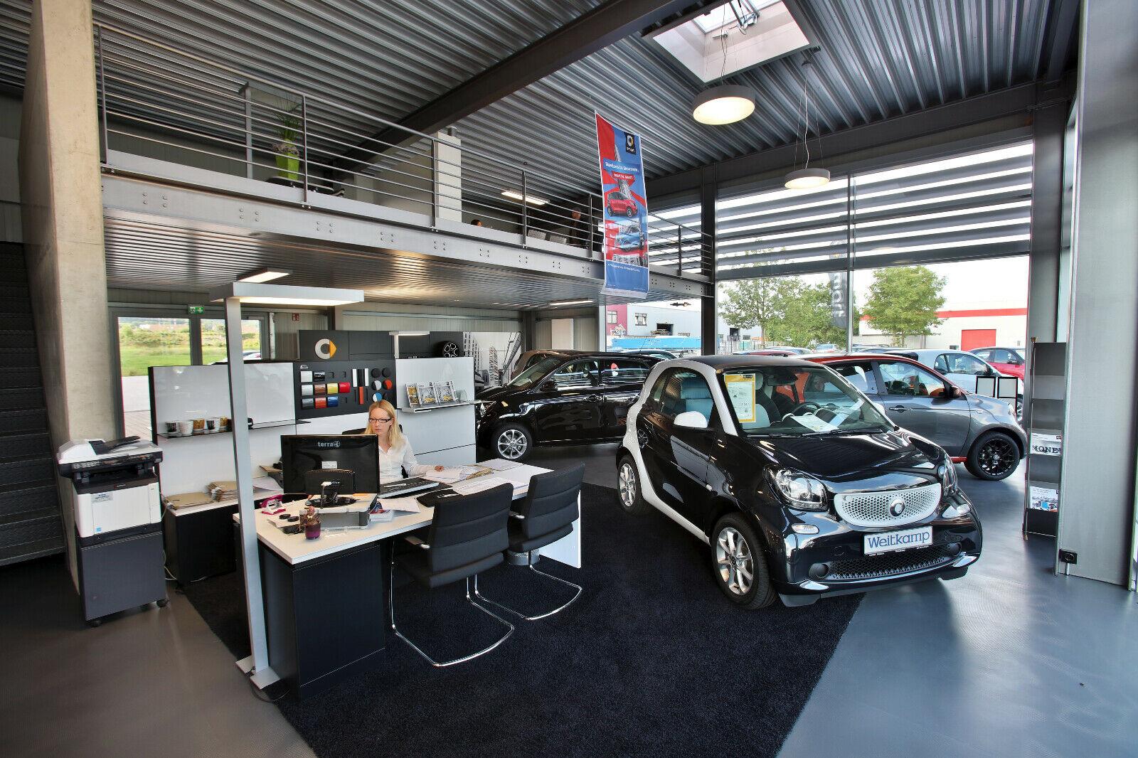 showroom-image-main
