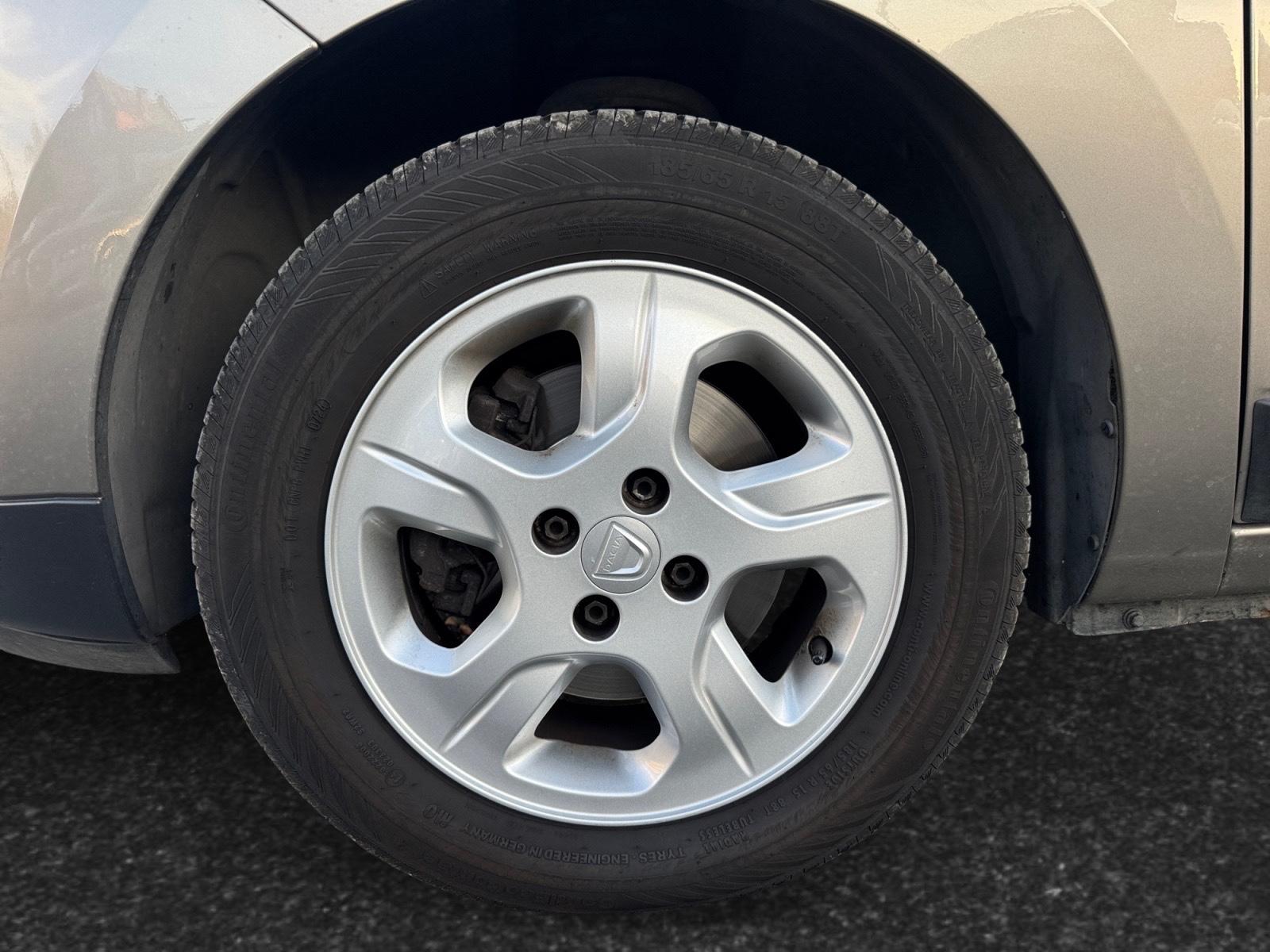 Dacia Lodgy 2013 — photo 14