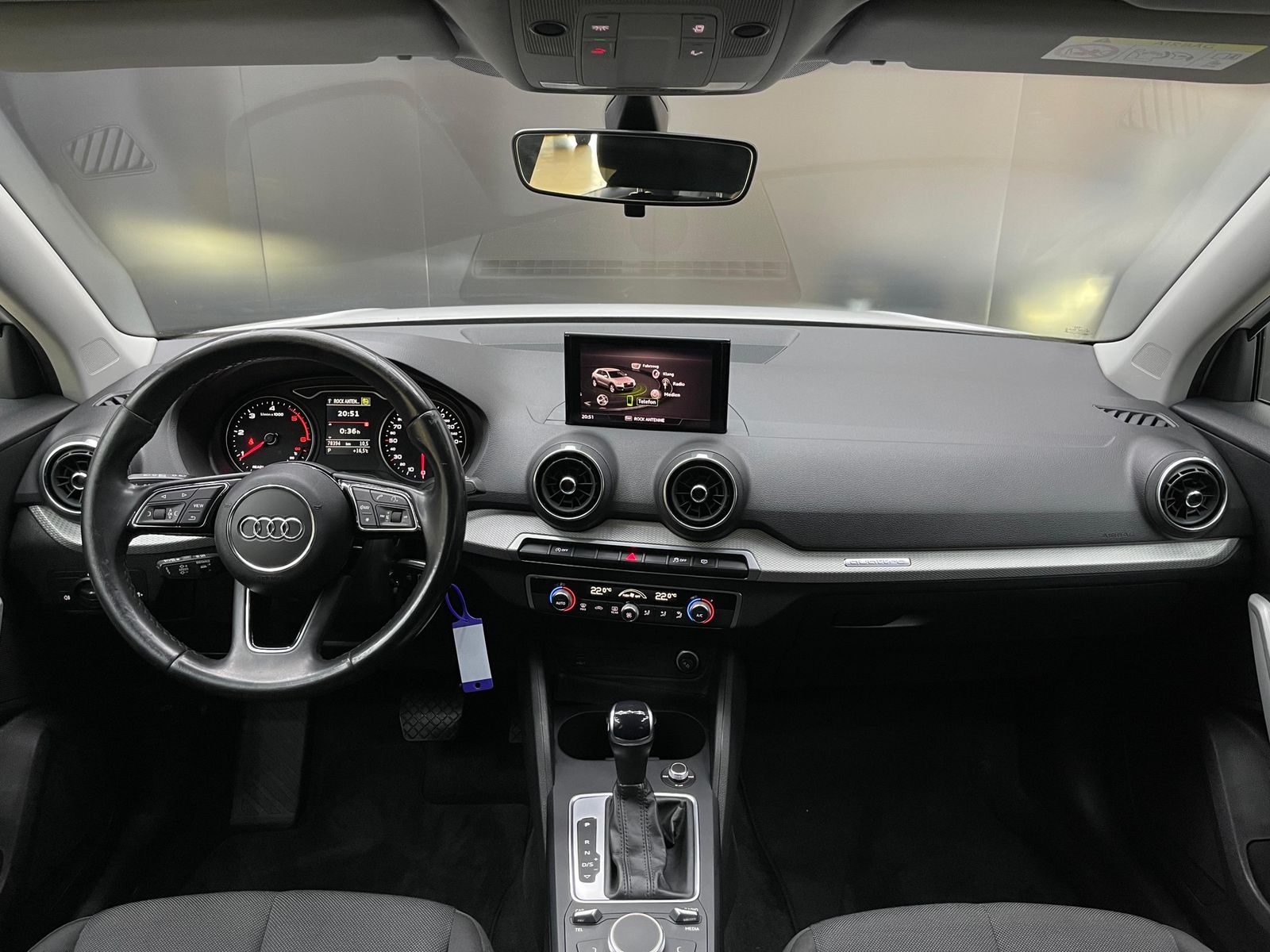 Fahrzeugabbildung Audi Q2 35d Quatt S-Tr. LED+KLIMAUT+HIFI+APS+DAB+ACC