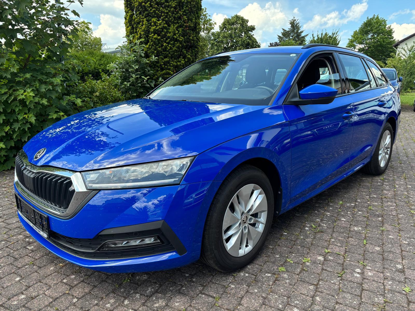 Skoda Octavia Combi Ambition 110 PS LED Navi Massage