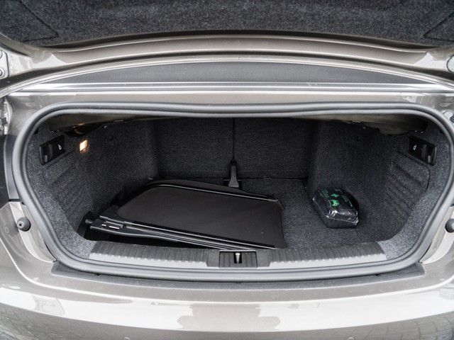 A3 Cabriolet 1.2 TFSI Ambition XENON+18'+SZH VOR