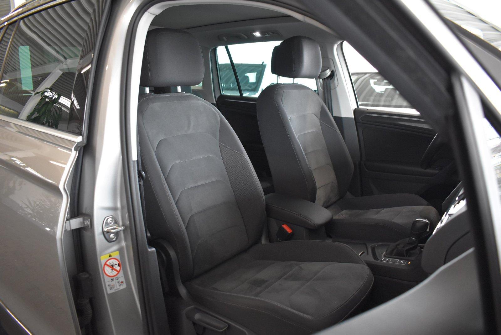 Volkswagen Tiguan 2.0 TDI DSG Highline AHK APP DAB