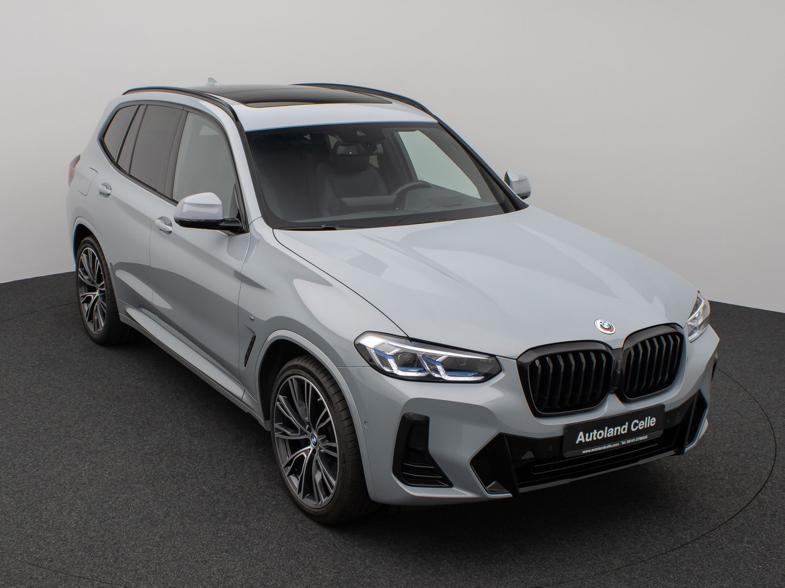 Fahrzeugabbildung BMW X3 xD30d M Sport Panorama Laser 360°HUD DAB HiFi