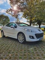 Peugeot 207 CC Cabrio - Allure - Peugeot 207 aus 2014