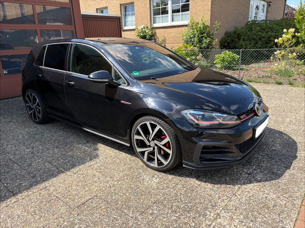Image of Volkswagen Golf