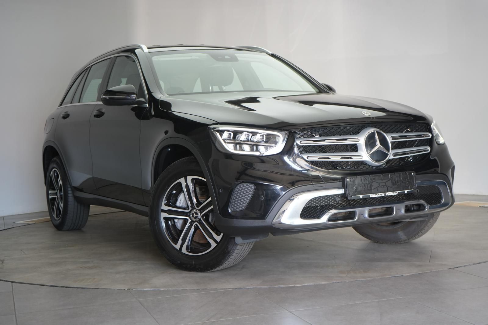 Mercedes-Benz GLC 300 e 4Matic 9G-Tronic AHK/Kamera/LED/Navi