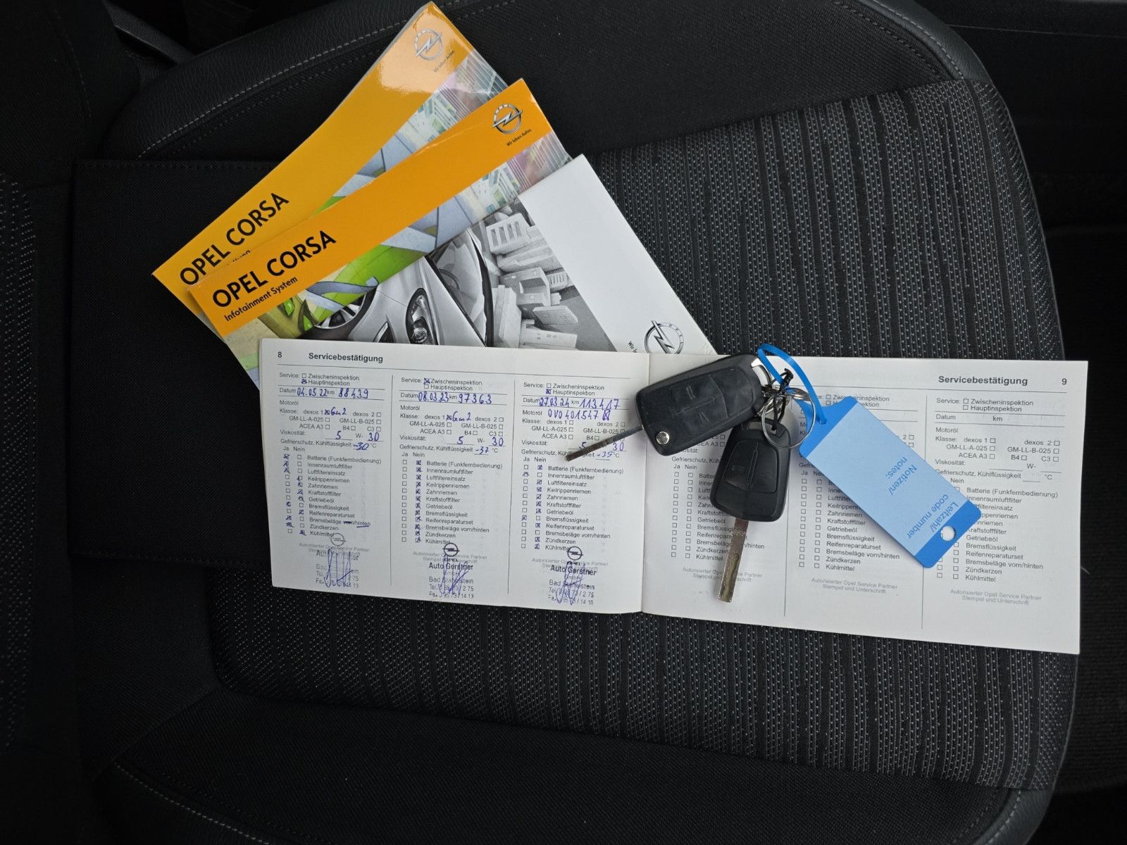 Fahrzeugabbildung Opel Corsa D Energy+Tempomat+SHZ+HU +Service NEU