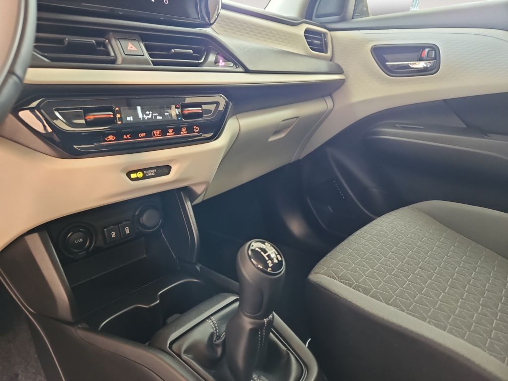 Fahrzeugabbildung Suzuki Swift 1.2 Comfort Sitzheizung Navi LED-Licht