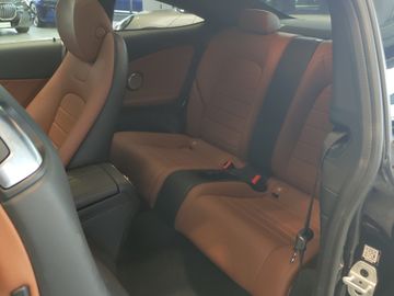 Mercedes C 300 - 6