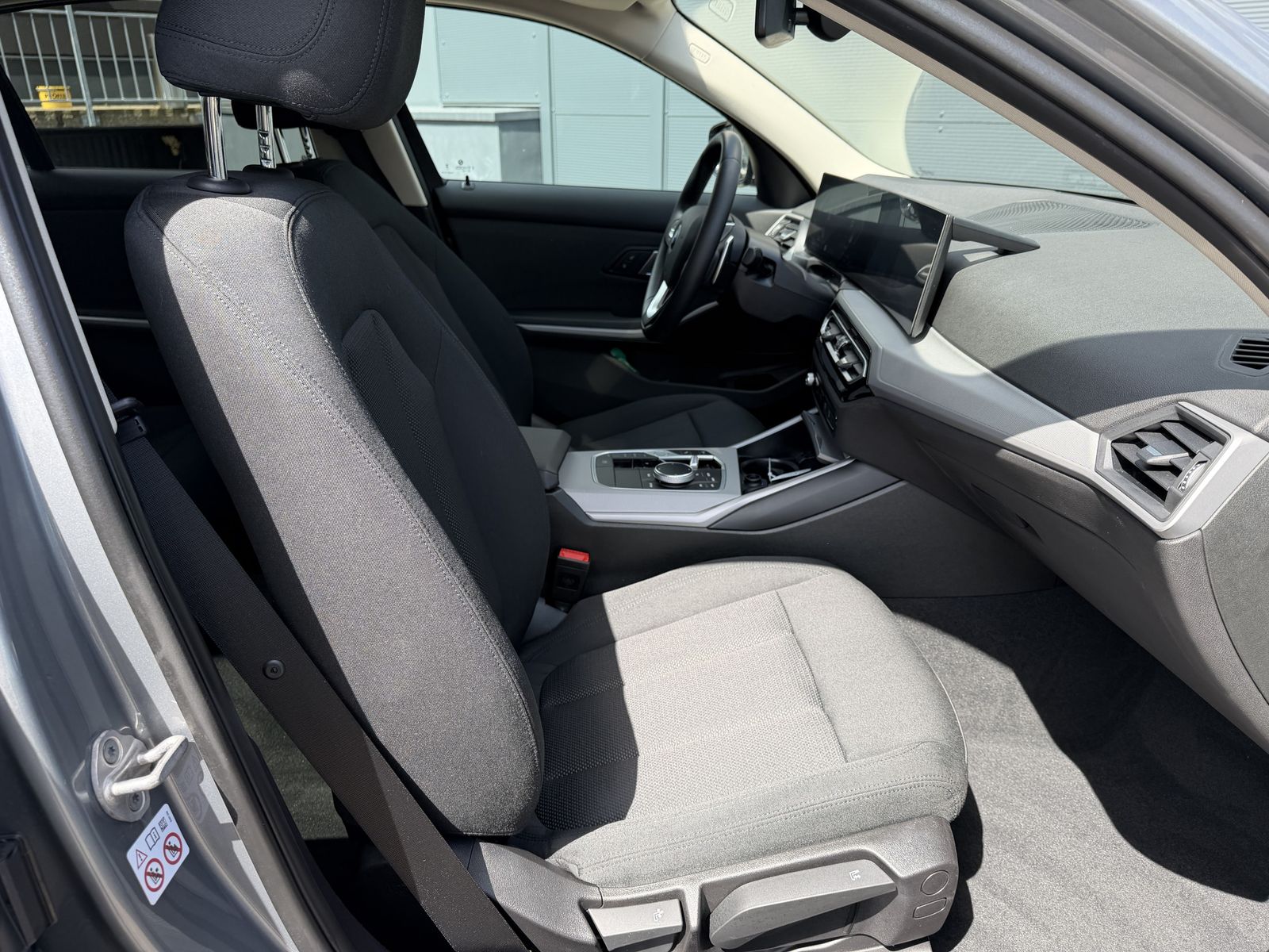 BMW 320 d xDrive | Live Cockpit Plus | Shadow Line foto 10