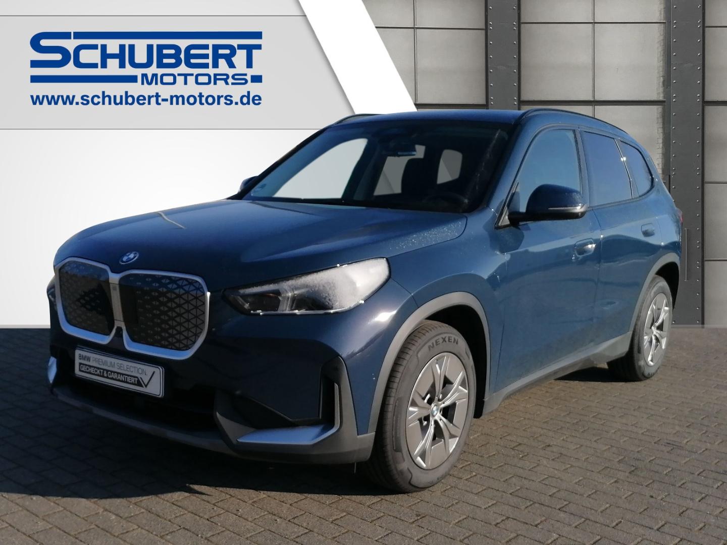 BMW iX1 20 eDrive eDrive20 Park-Assistent