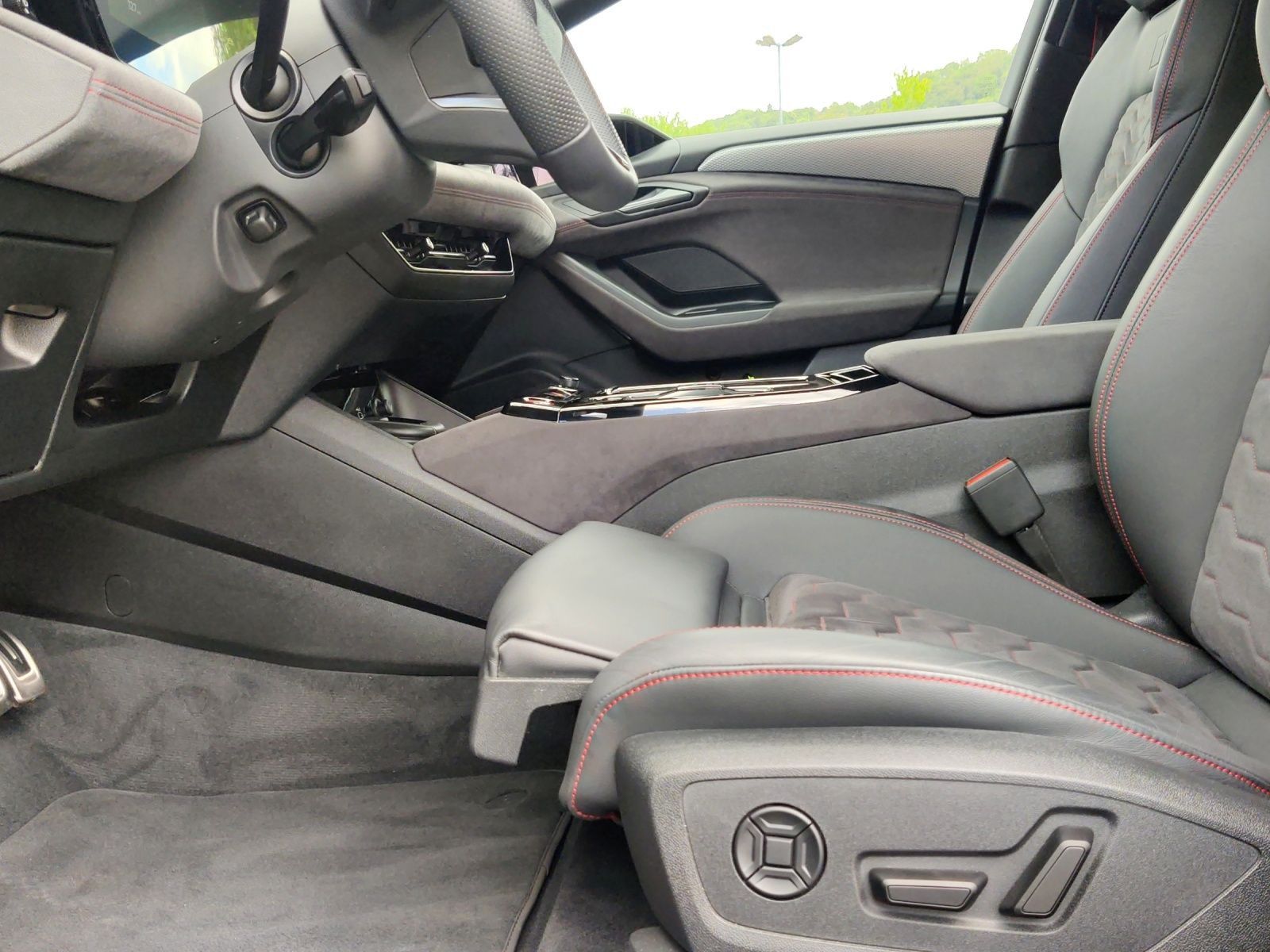 Audi A6 e-tron - Bild 24