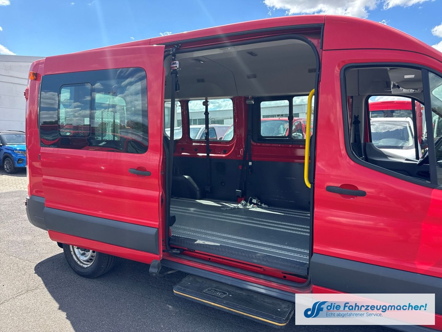 Fahrzeugabbildung Ford Transit Kombi 350 L3 Trend 2.2 TDCi DPF *7148 *K
