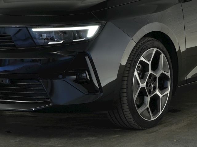 Astra L ST ULTIMATE AT+ANHÄNGERKUPPLUNG+LED MATR
