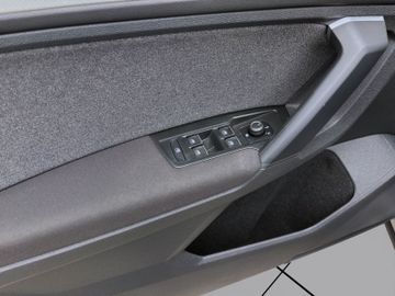 Volkswagen Tiguan - 11