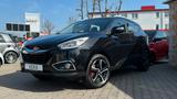 Hyundai ix35 2WD 4X SITZHEIZUNG! 2-ZONEN KLIMA! LMR! PDC - Hyundai ix35 aus 2014 mit Diesel-Antrieb: Geländewagen