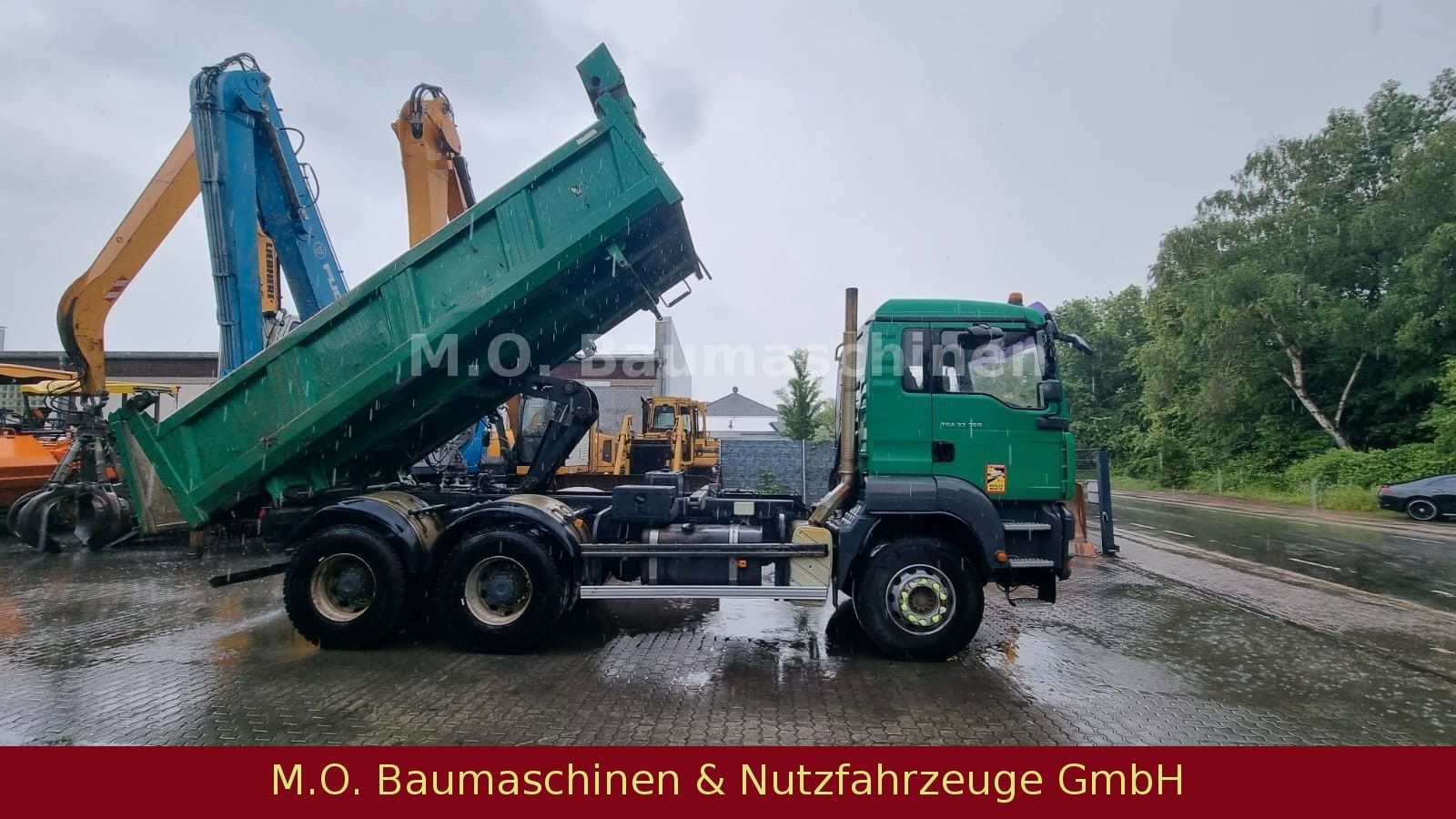 Fahrzeugabbildung MAN TGA 33.360 / 6x4 / Bordmatik /3.Seitenkipper