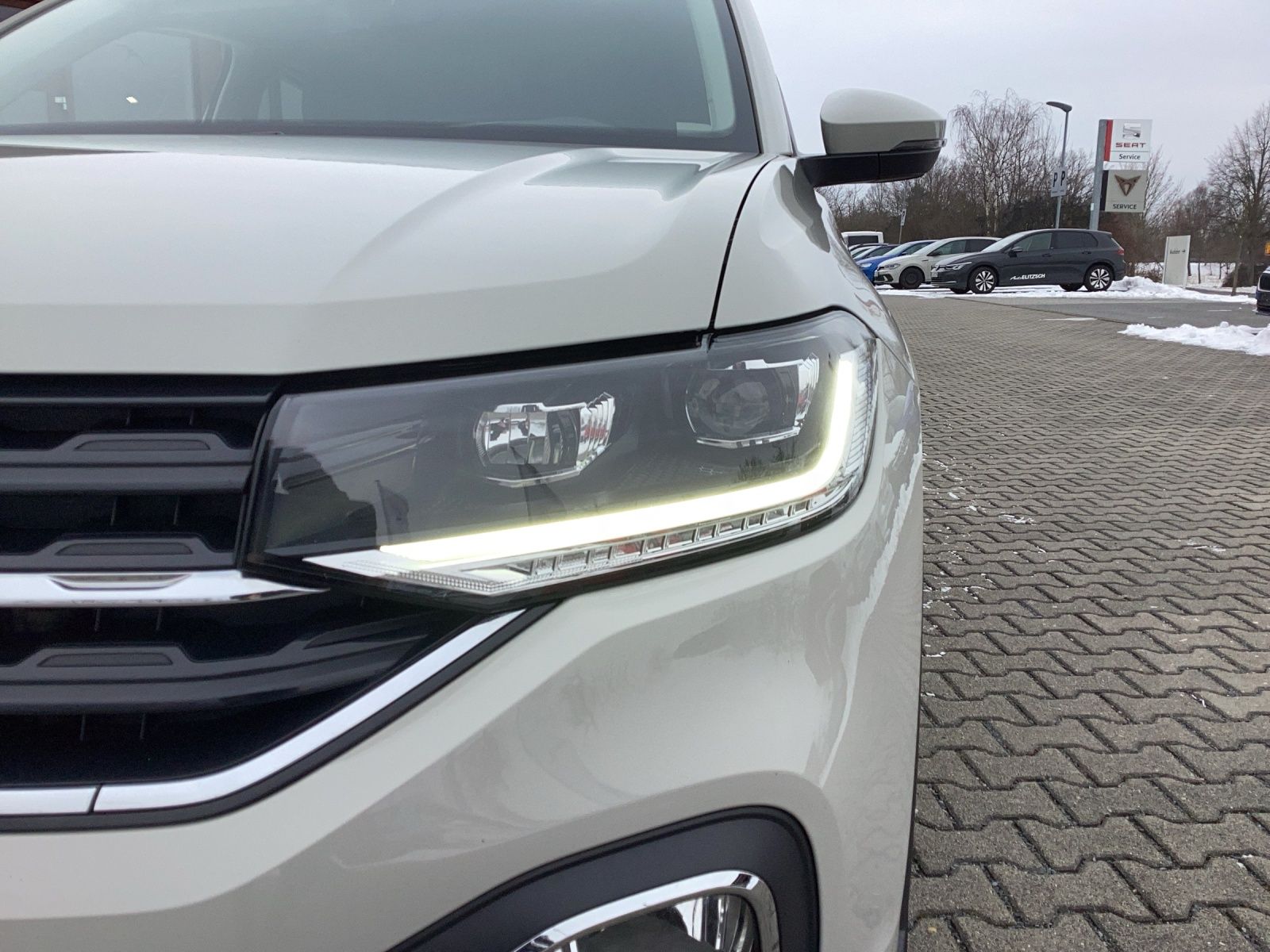 Fahrzeugabbildung Volkswagen T-Cross TSI Style DSG LED ACC PDC SHZ GRA