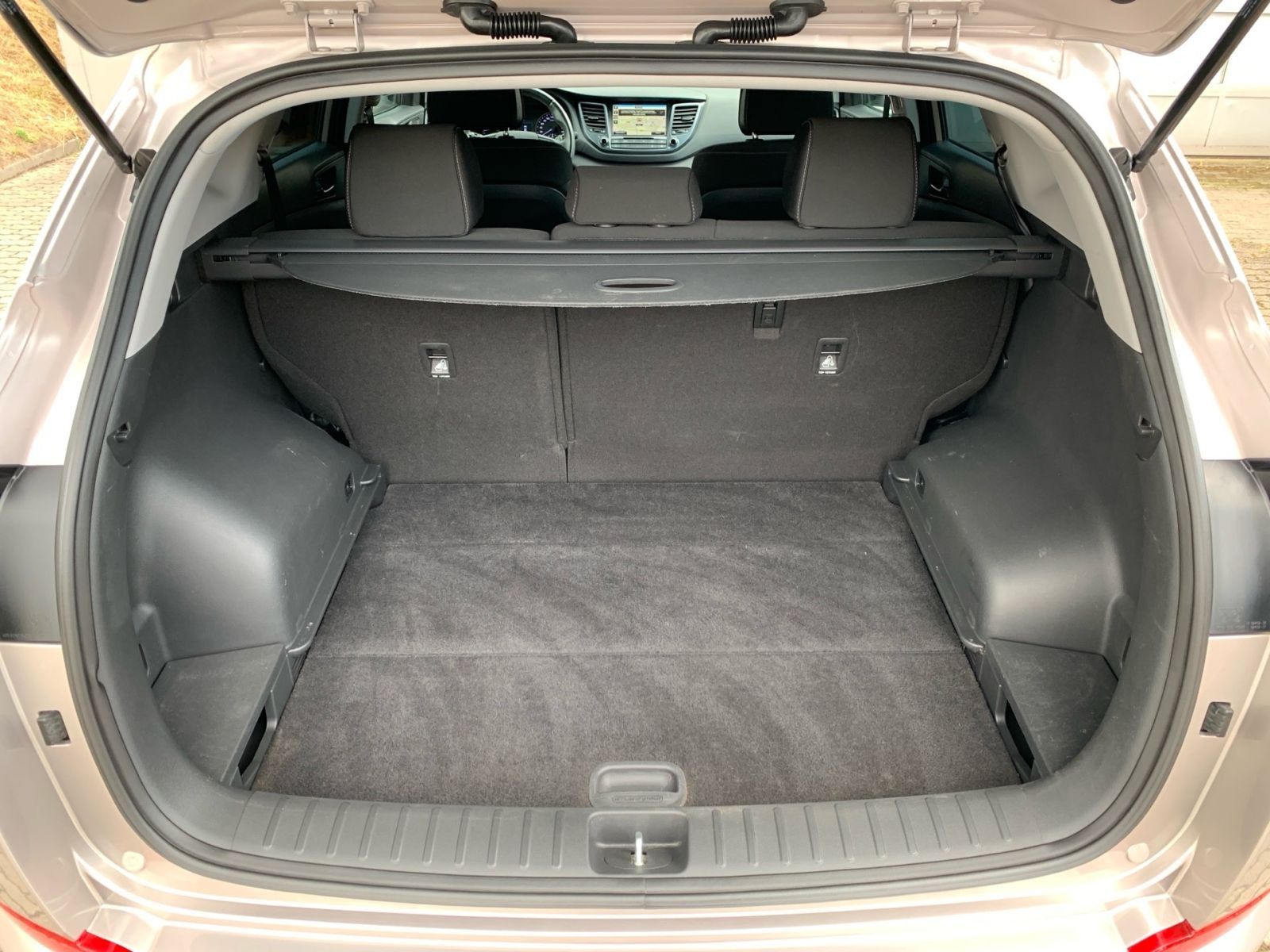 Fahrzeugabbildung Hyundai TUCSON 1.6 Turbo Advantage Navi Kamera