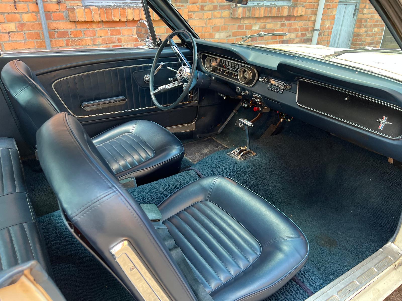 Ford Mustang 1965 / 289 V8