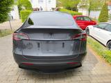 Tesla Model Y  Unfallfrei, Batt. Test, top gepfl - Tesla Model Y: Von Privat